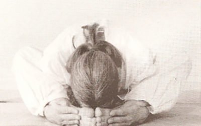 kurmâsana : la tortue